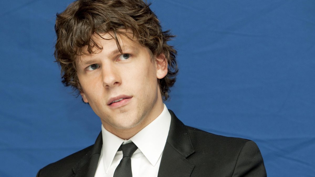 Despre noul film al lui Jesse Eisenberg